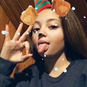 Meet your Posher, Gabrielle